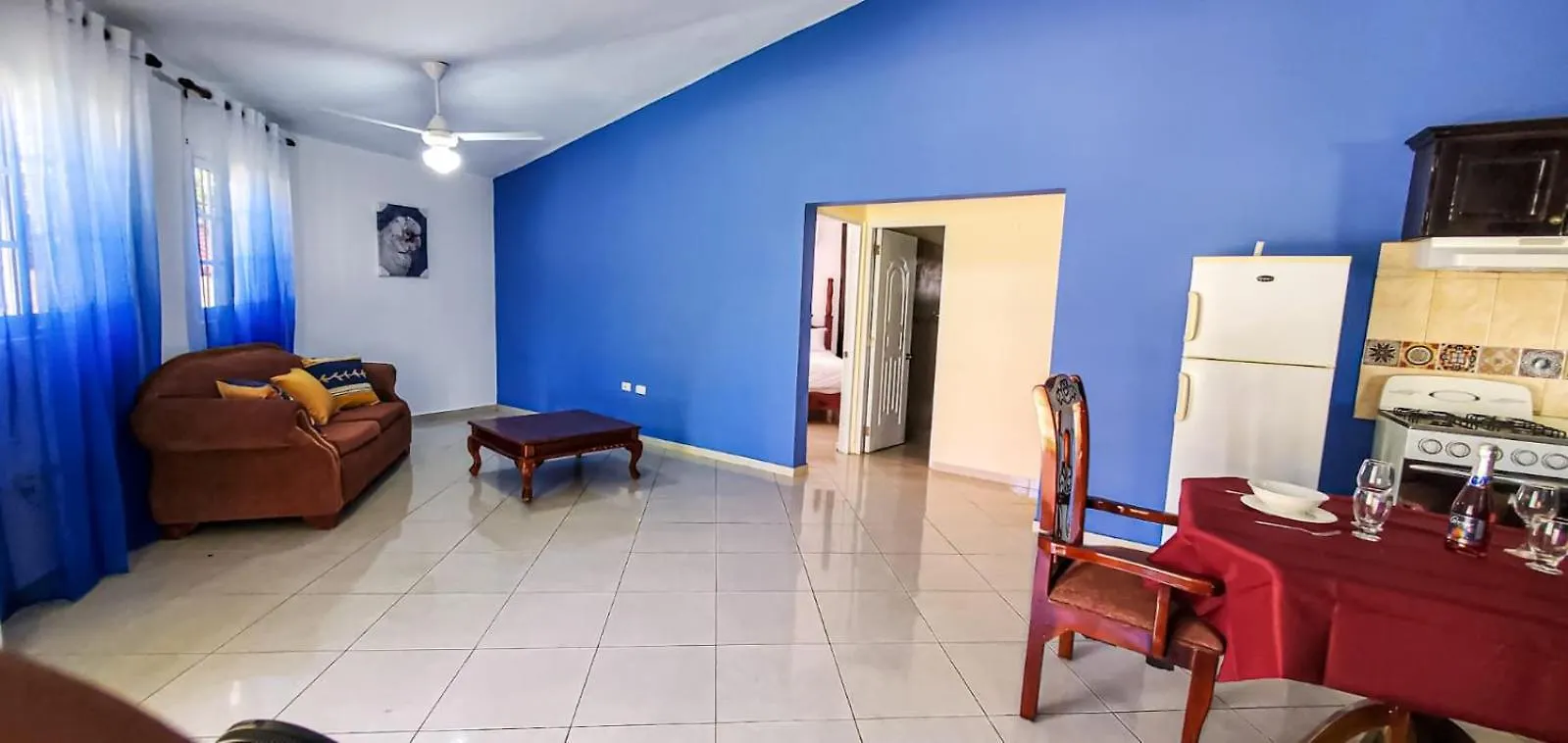Yoyo Dolfin Residencia Villa Sosua